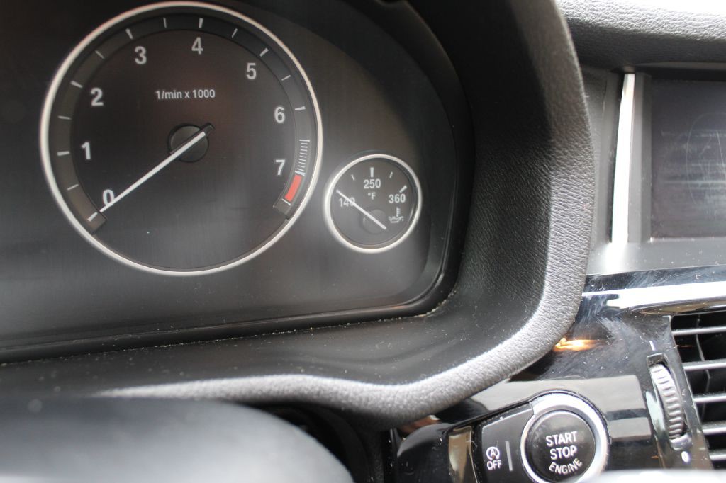 2017 BMW X3 Image 23