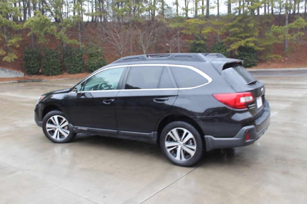 2018 Subaru Outback Image 3