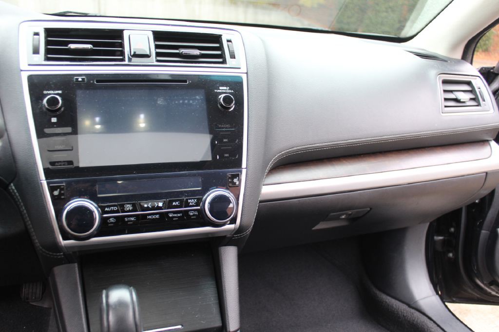 2018 Subaru Outback Image 16