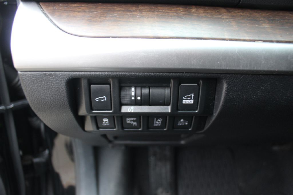 2018 Subaru Outback Image 18