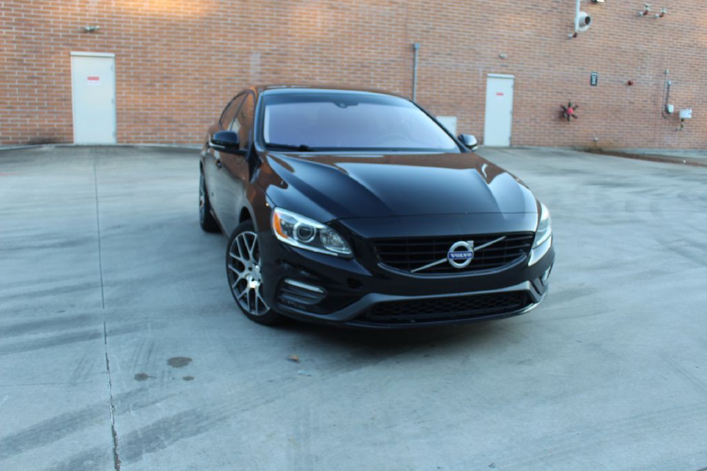 2017 Volvo S60 Image 1