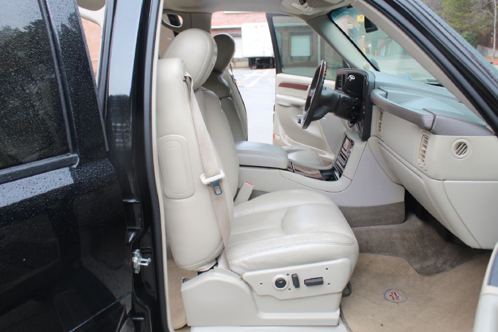 2006 Cadillac Escalade Image 7