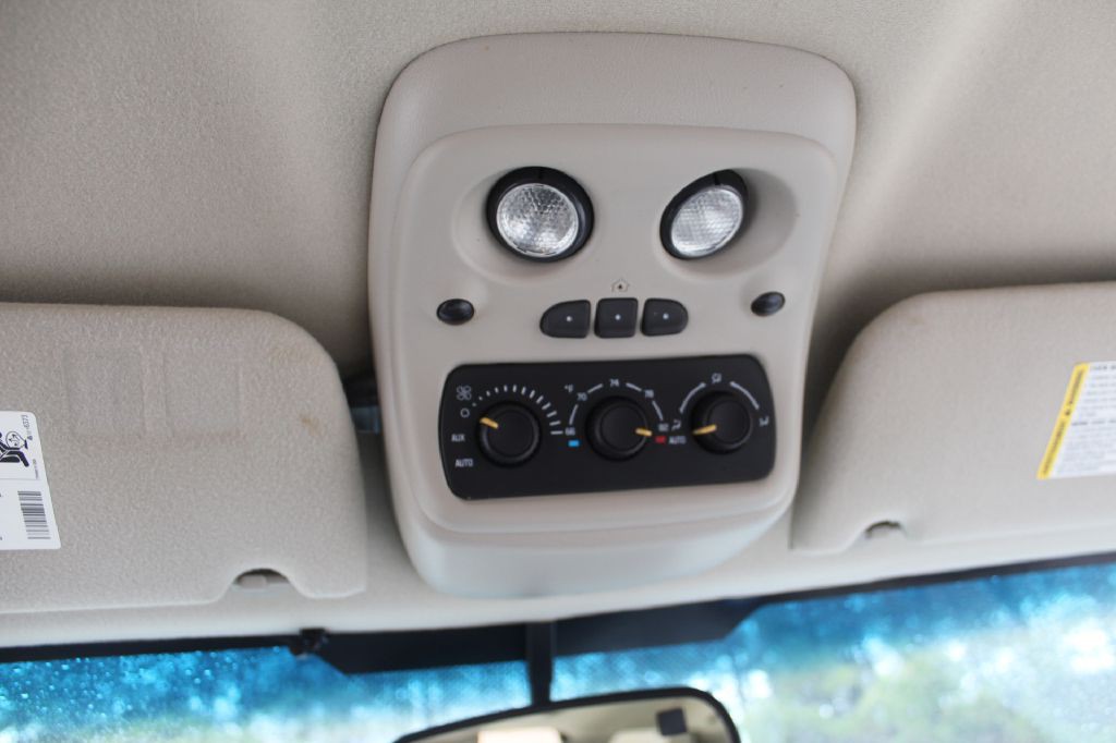 2006 Cadillac Escalade Image 20