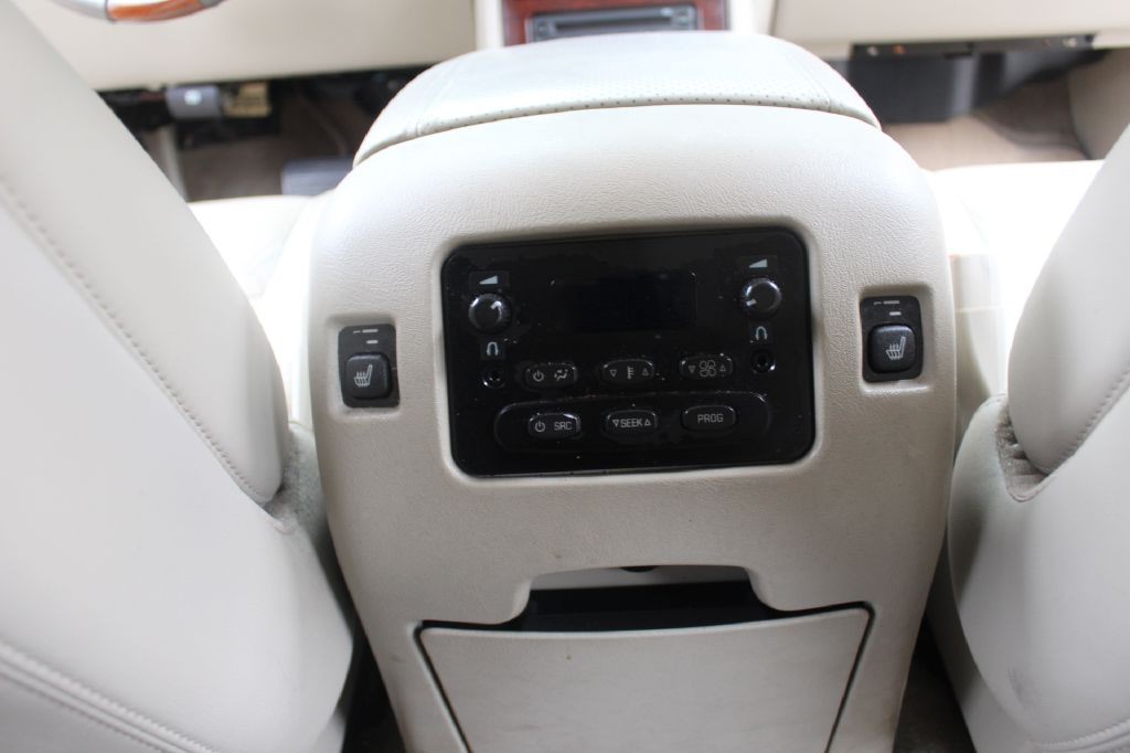 2006 Cadillac Escalade Image 22