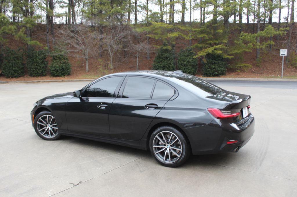 2019 BMW 3 Series Image 3