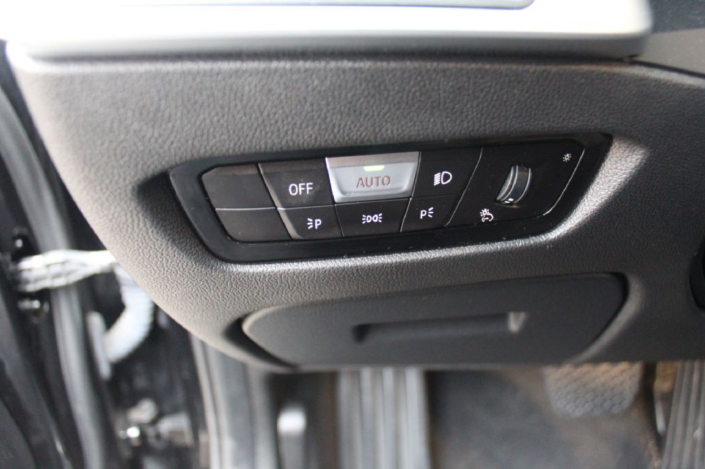 2019 BMW 3 Series Image 20