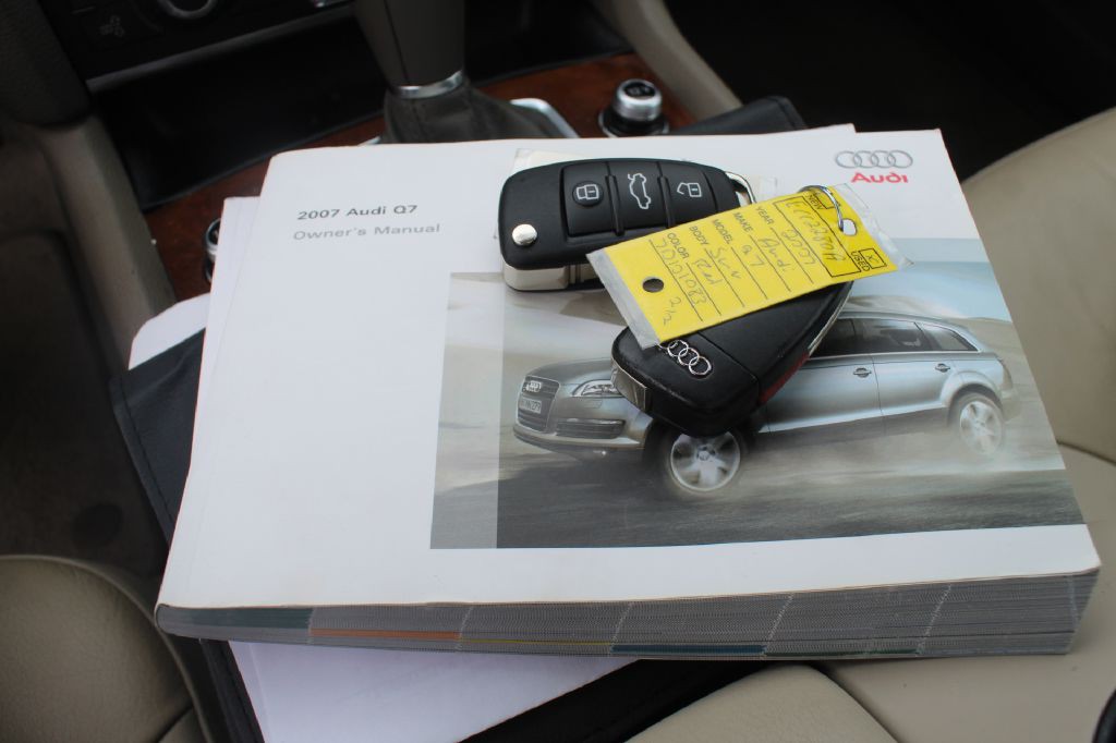 2007 Audi Q7 Image 25