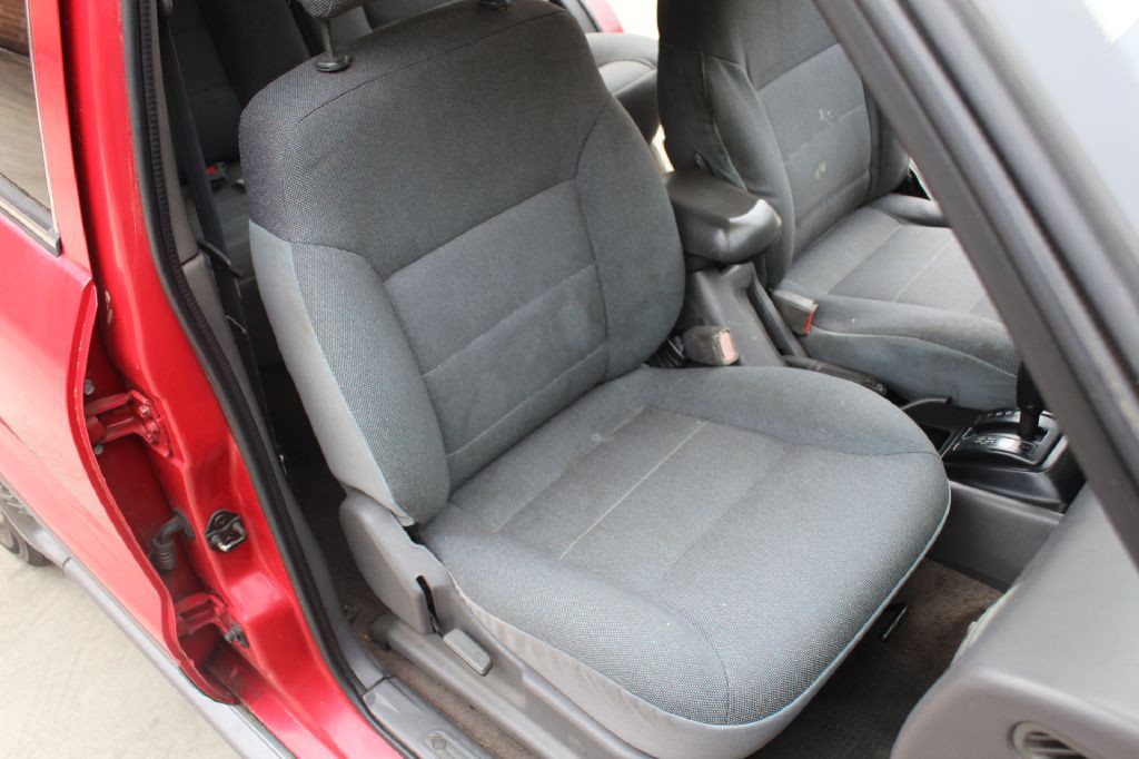 2002 Kia Sportage Image 11