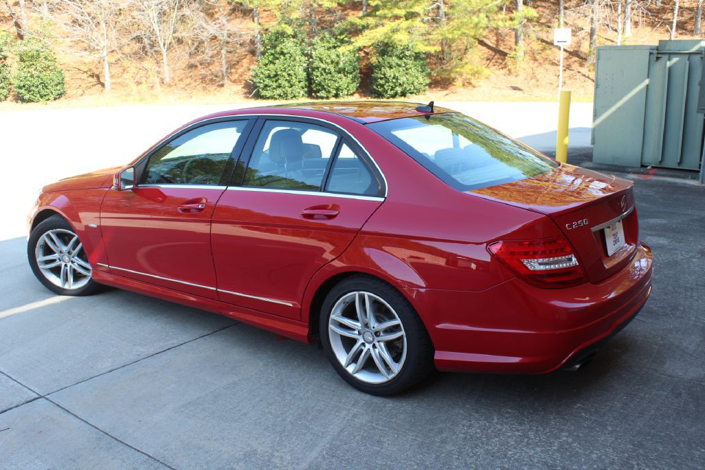 2012 Mercedes-Benz C-Class Image 3