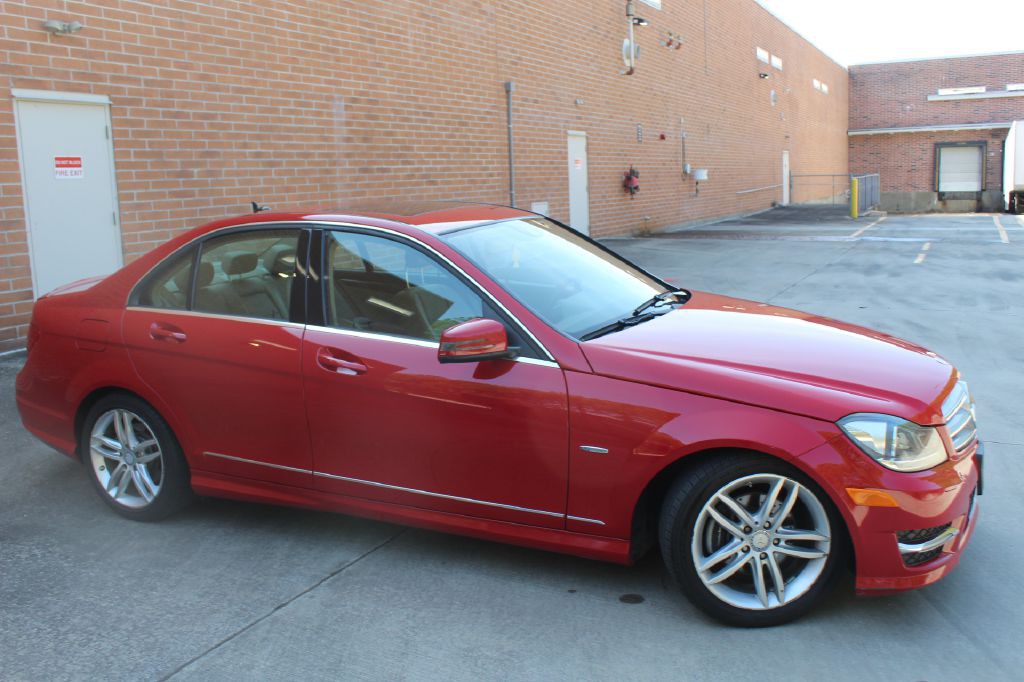 2012 Mercedes-Benz C-Class Image 6