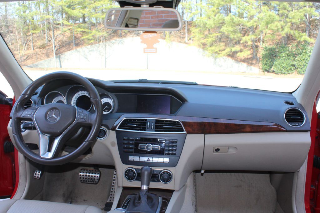 2012 Mercedes-Benz C-Class Image 14