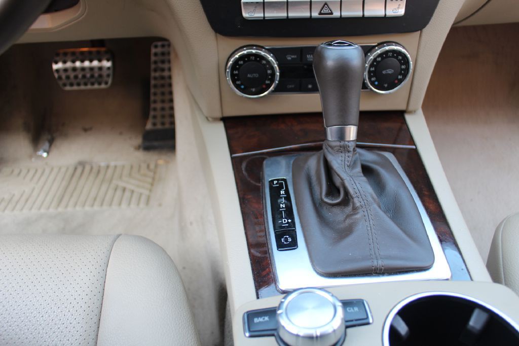 2012 Mercedes-Benz C-Class Image 19