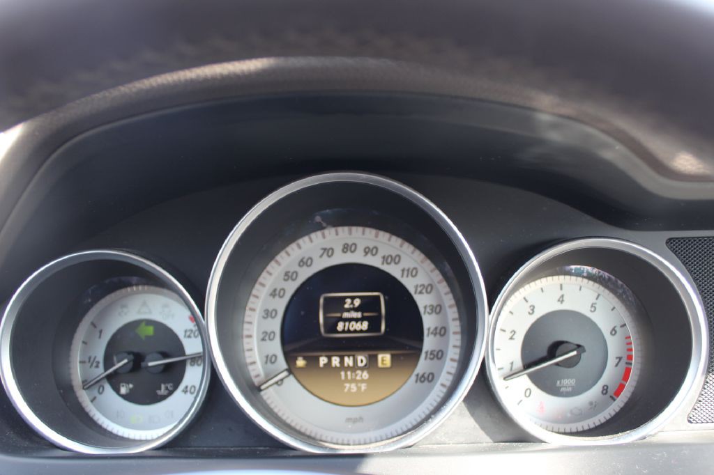 2012 Mercedes-Benz C-Class Image 24