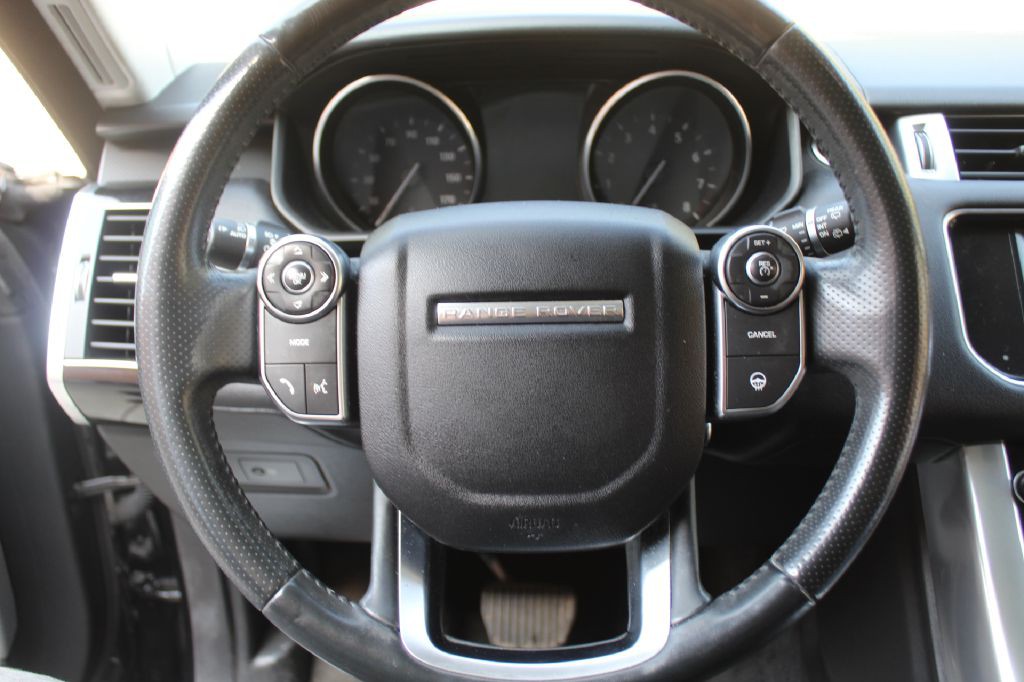 2016 Land Rover Range Rover Sport Image 17