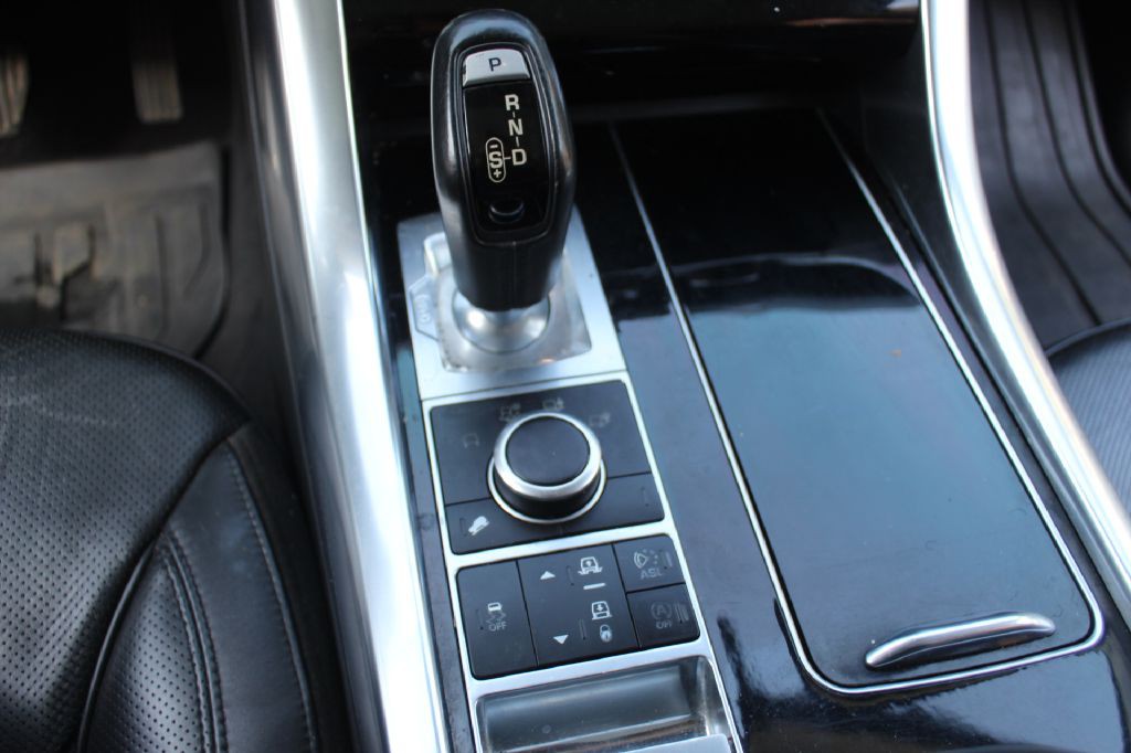 2016 Land Rover Range Rover Sport Image 20