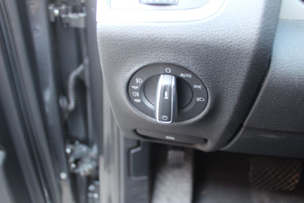 2015 Audi Q7 Image 22