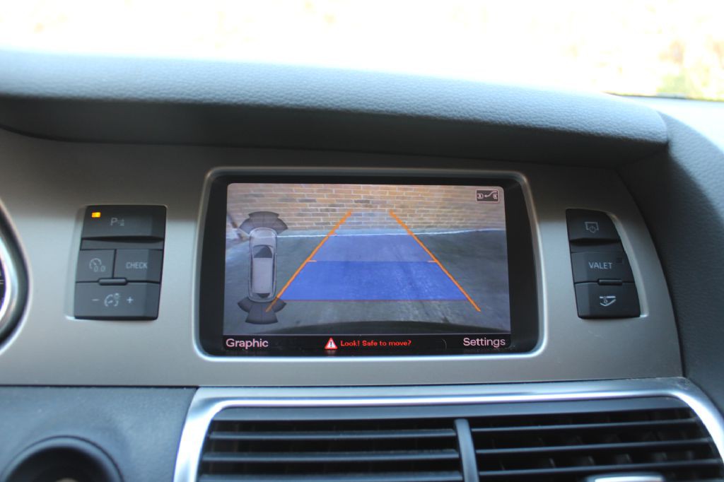 2015 Audi Q7 Image 26