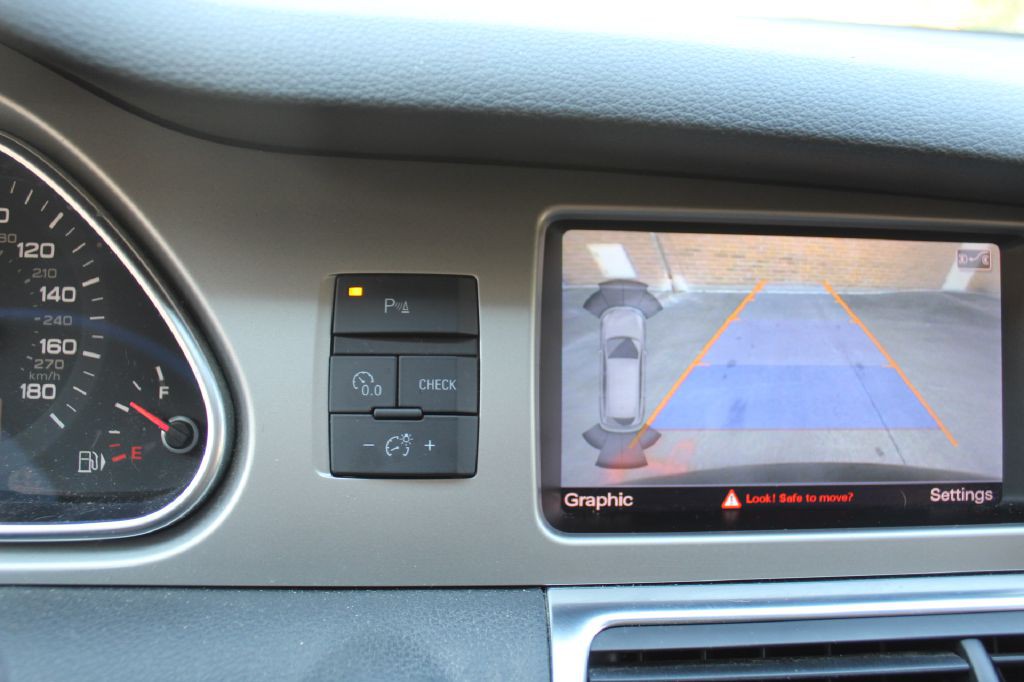 2015 Audi Q7 Image 27