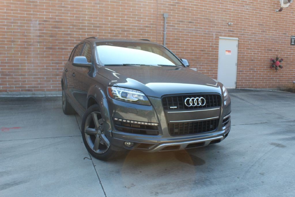2015 Audi Q7 Image 1