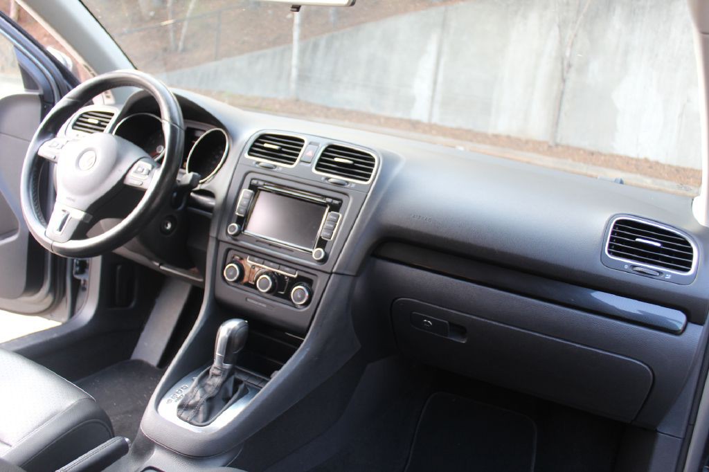 2012 Volkswagen Jetta Image 13