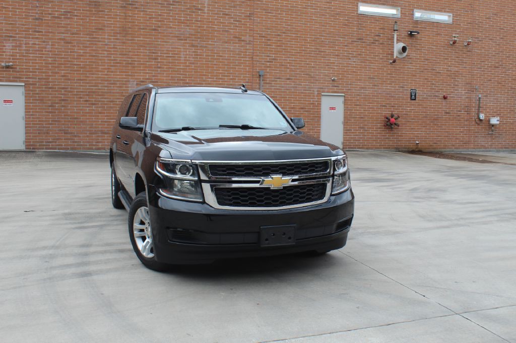 2019 Chevrolet Suburban Image 1