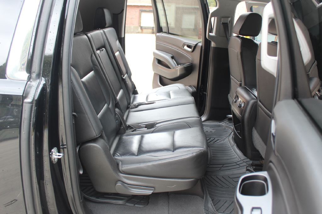 2019 Chevrolet Suburban Image 8