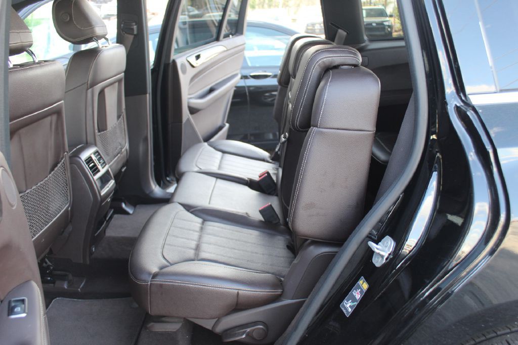 2017 Mercedes-Benz GLS-Class Image 9