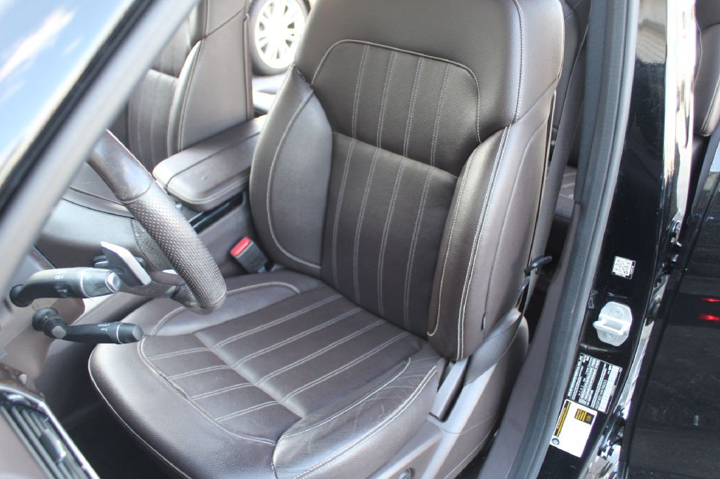 2017 Mercedes-Benz GLS-Class Image 11