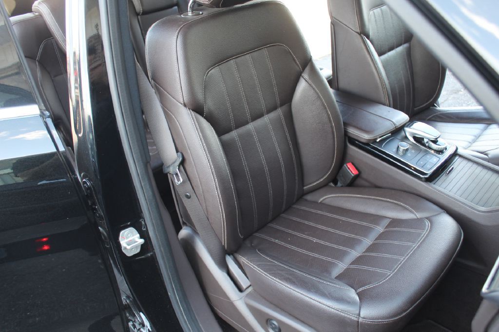 2017 Mercedes-Benz GLS-Class Image 12