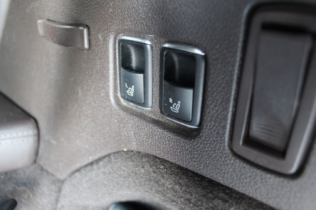 2017 Mercedes-Benz GLS-Class Image 23