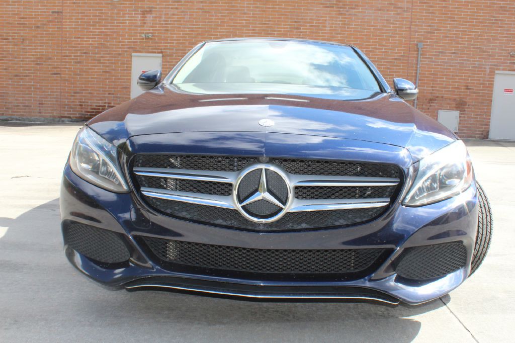 2017 Mercedes-Benz C-Class Image 7