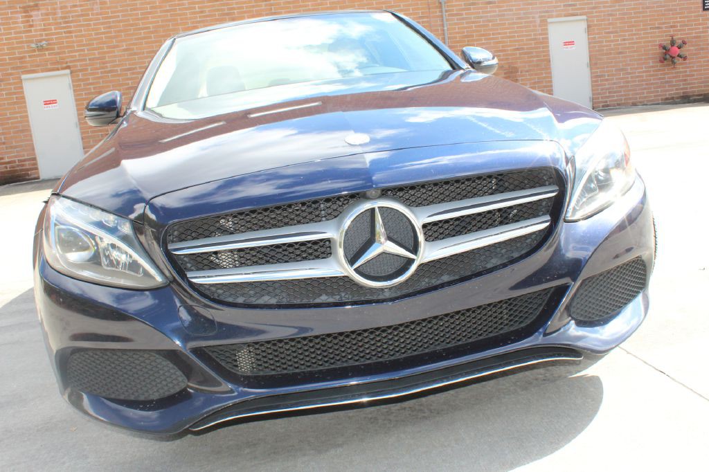 2017 Mercedes-Benz C-Class Image 9