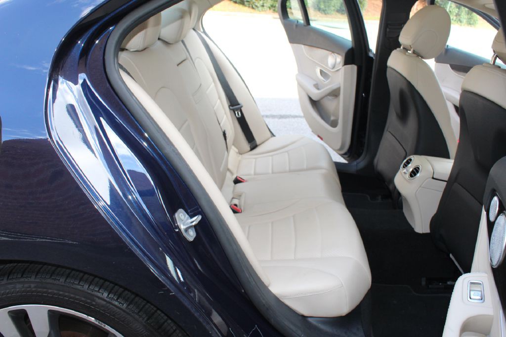 2017 Mercedes-Benz C-Class Image 11