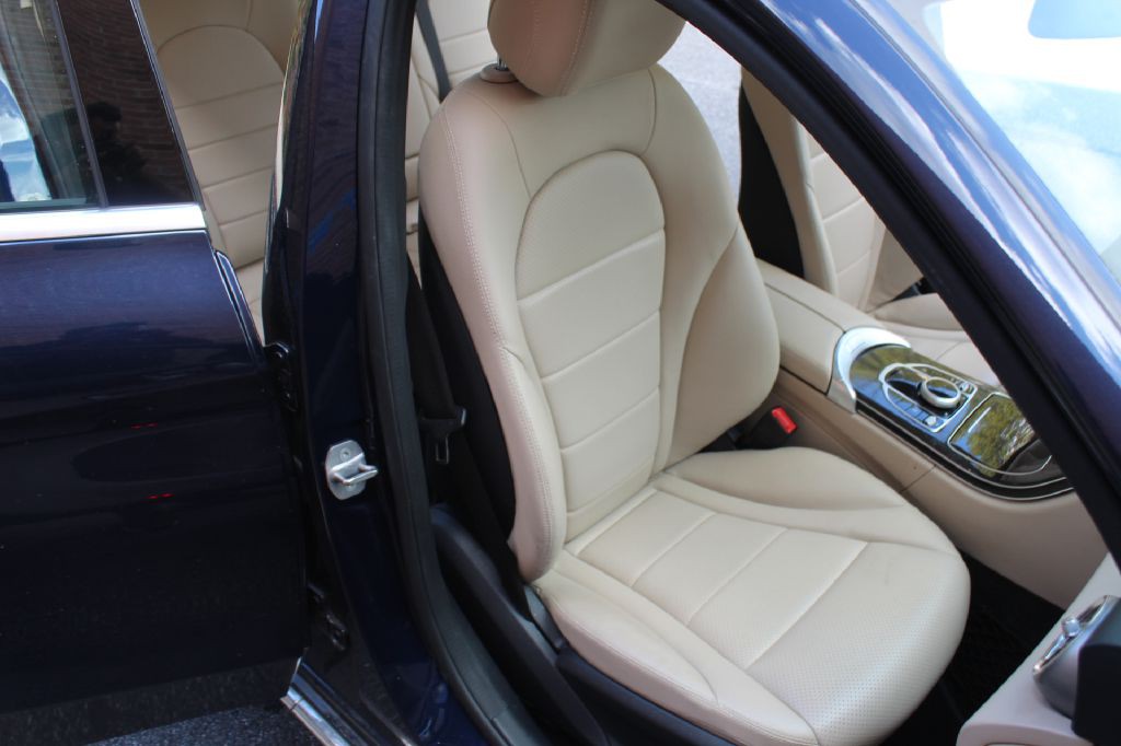 2017 Mercedes-Benz C-Class Image 15