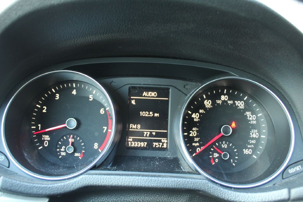 2018 Volkswagen Passat Image 22