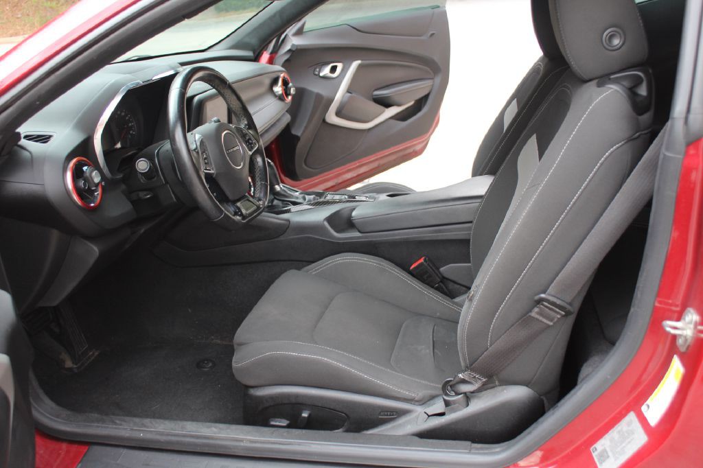 2020 Chevrolet Camaro Image 8