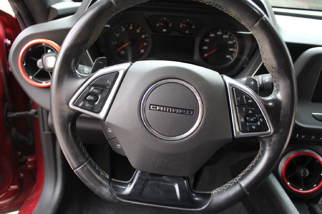 2020 Chevrolet Camaro Image 11