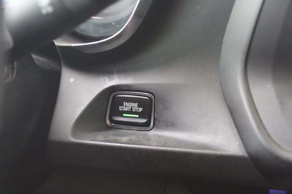 2020 Chevrolet Camaro Image 16