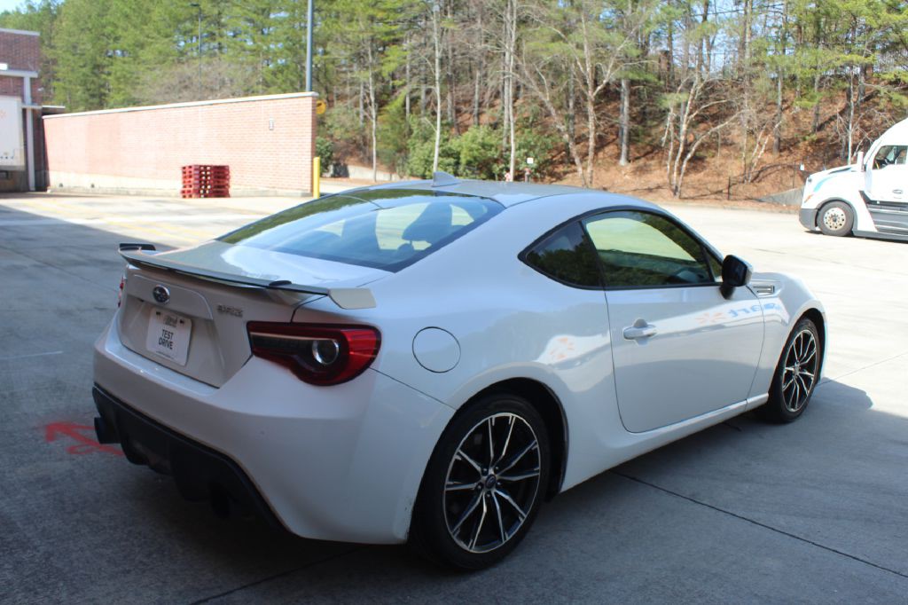 2017 Subaru BRZ Image 5