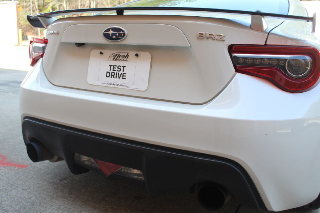 2017 Subaru BRZ Image 8