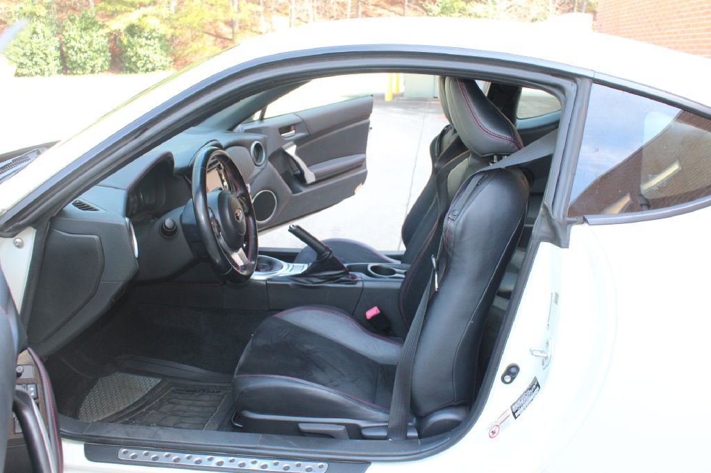 2017 Subaru BRZ Image 11