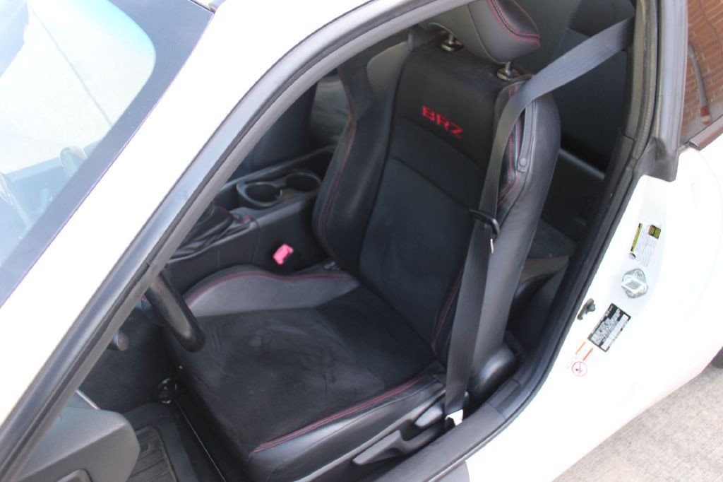 2017 Subaru BRZ Image 12