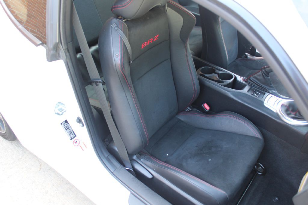 2017 Subaru BRZ Image 13