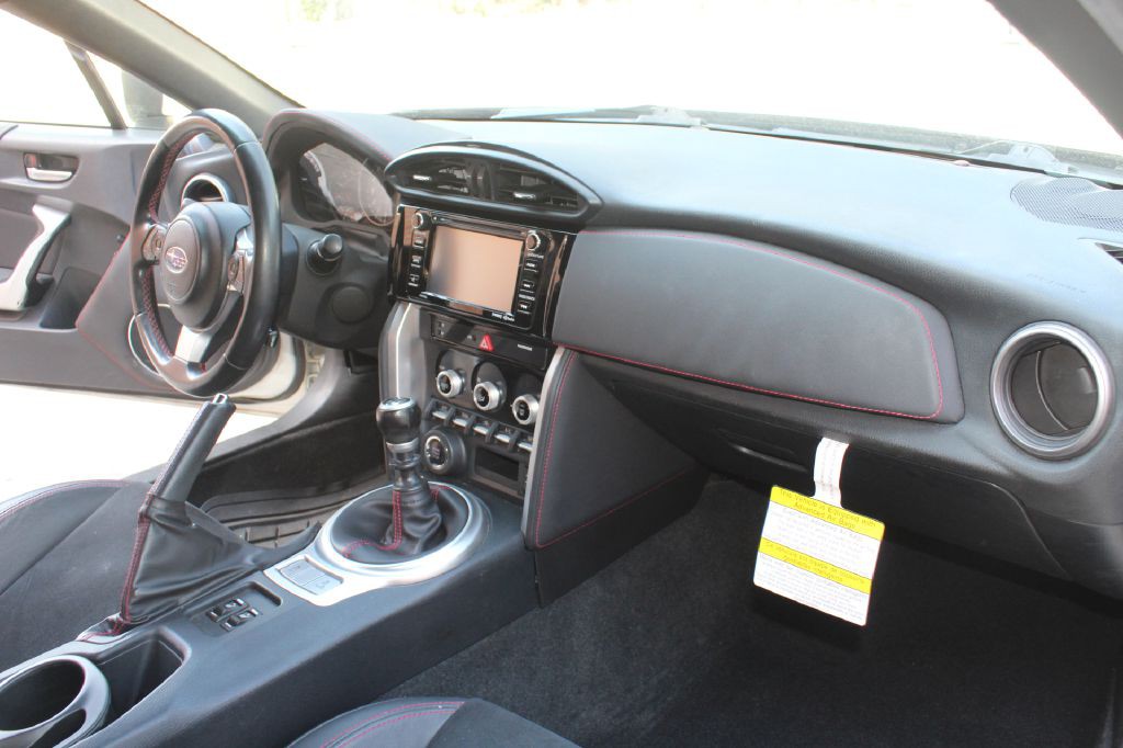 2017 Subaru BRZ Image 15