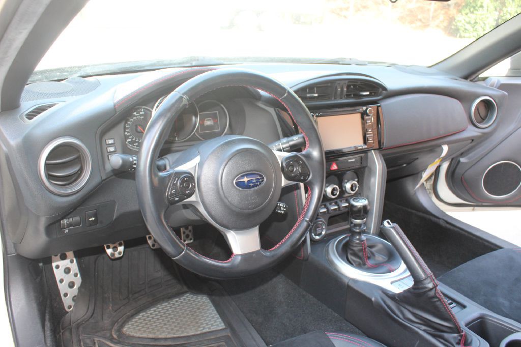 2017 Subaru BRZ Image 16
