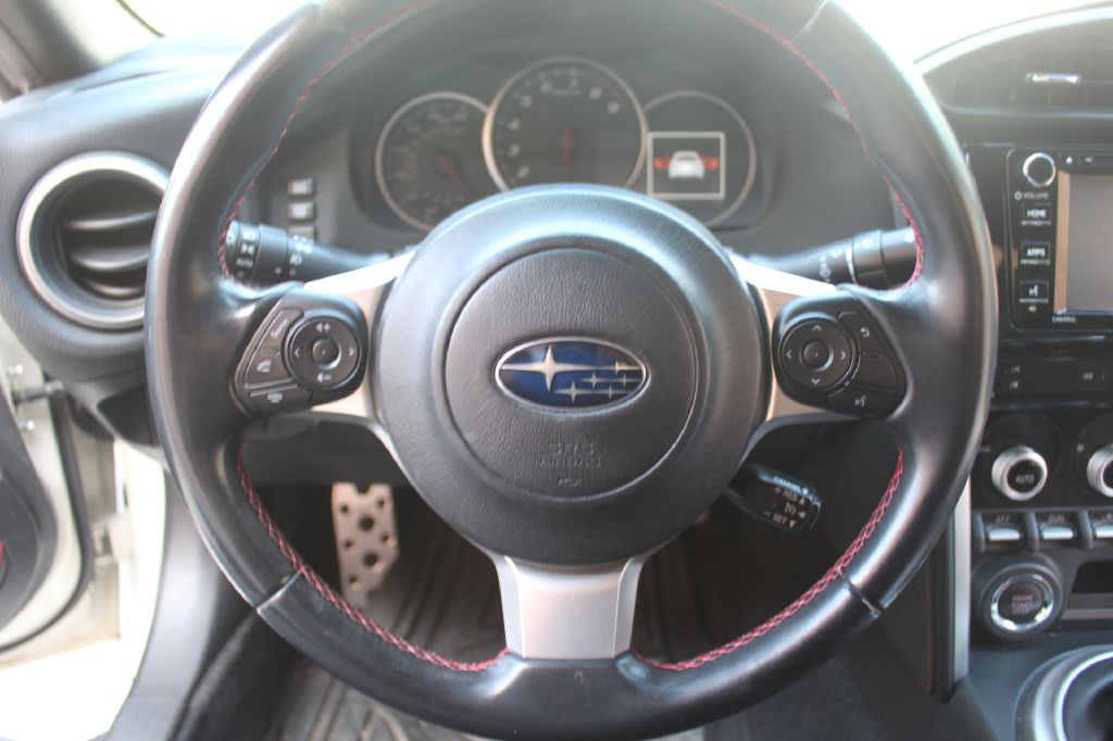 2017 Subaru BRZ Image 17