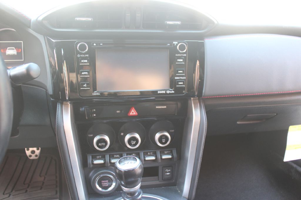 2017 Subaru BRZ Image 18