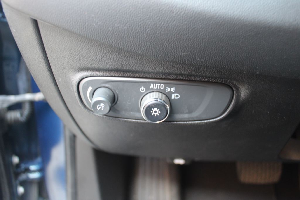 2021 Chevrolet Equinox Image 18