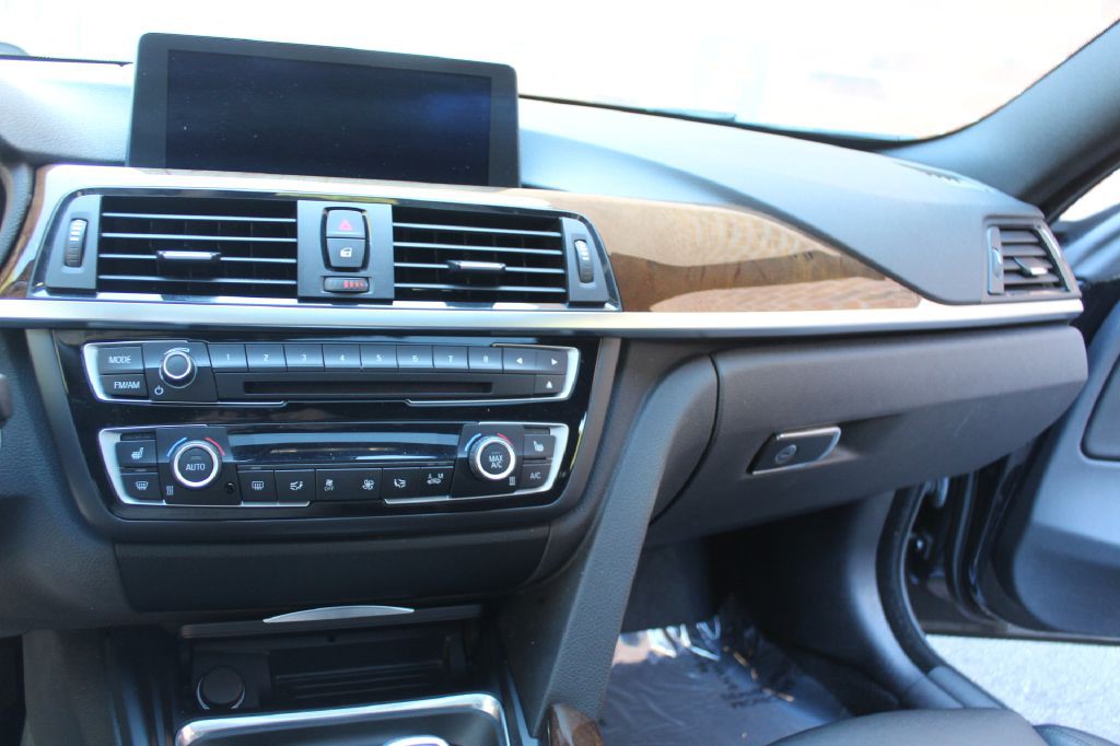 2015 BMW 4 Series Image 18