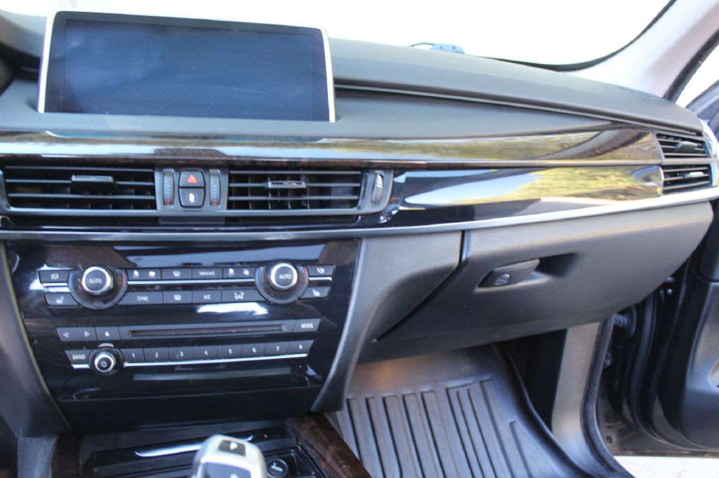 2016 BMW X5 Image 20